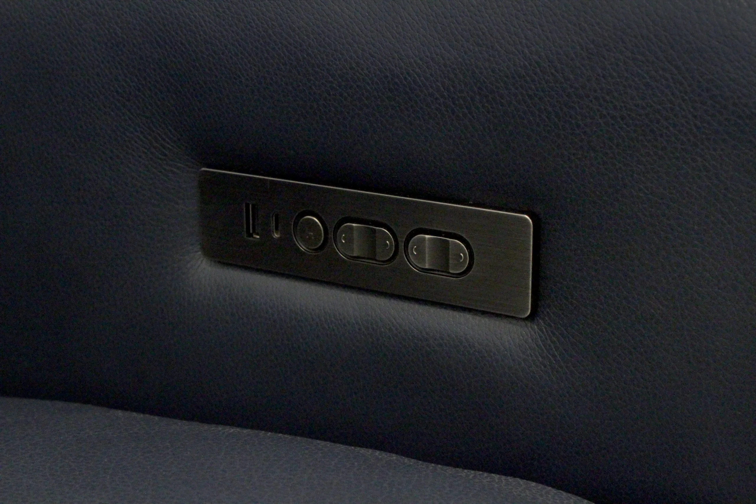 Lincolnshire Reclining Sofa - Blue with Spice Tan Legs - Image 9